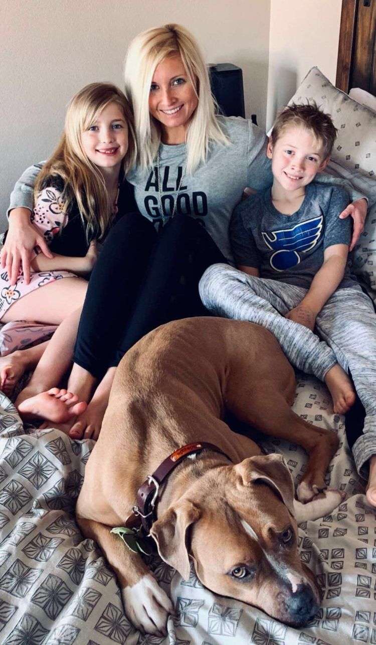 Maggie with mom and kids